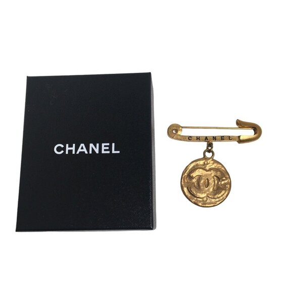 CHANEL Gold Coco Mark Brooch - Picture 1 of 13